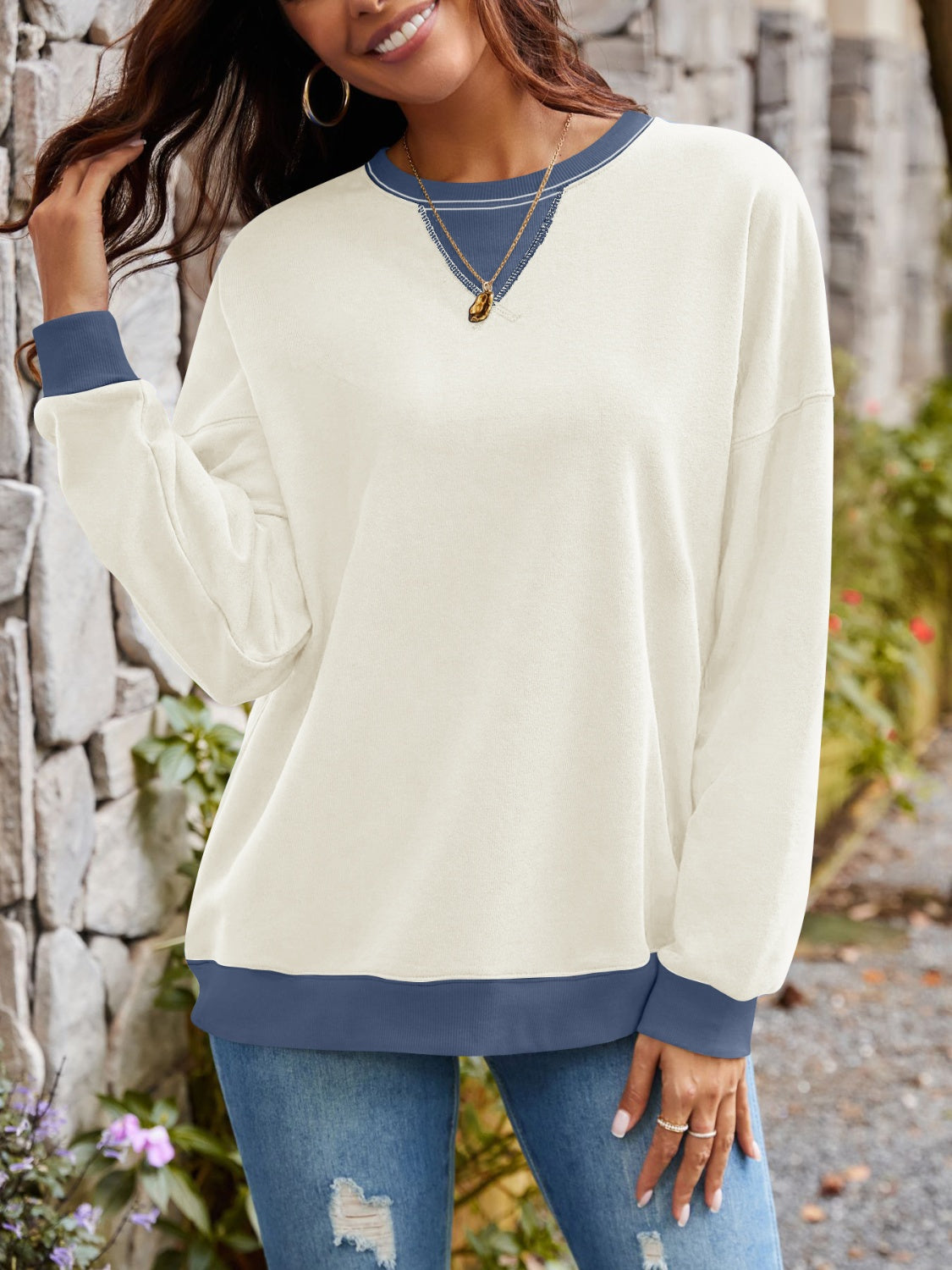 Lovelet Contrast Round Neck Long Sleeve Sweatshirt